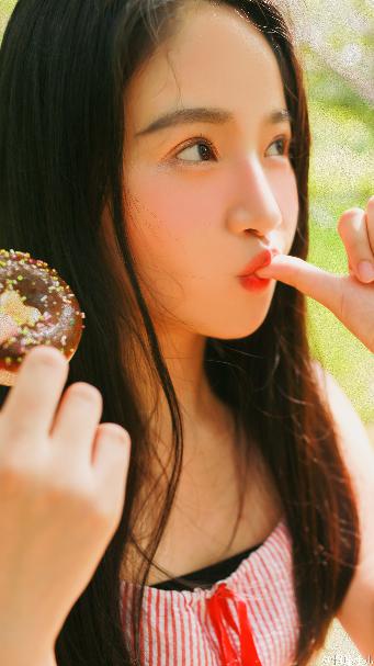 泡在我家的辣妹